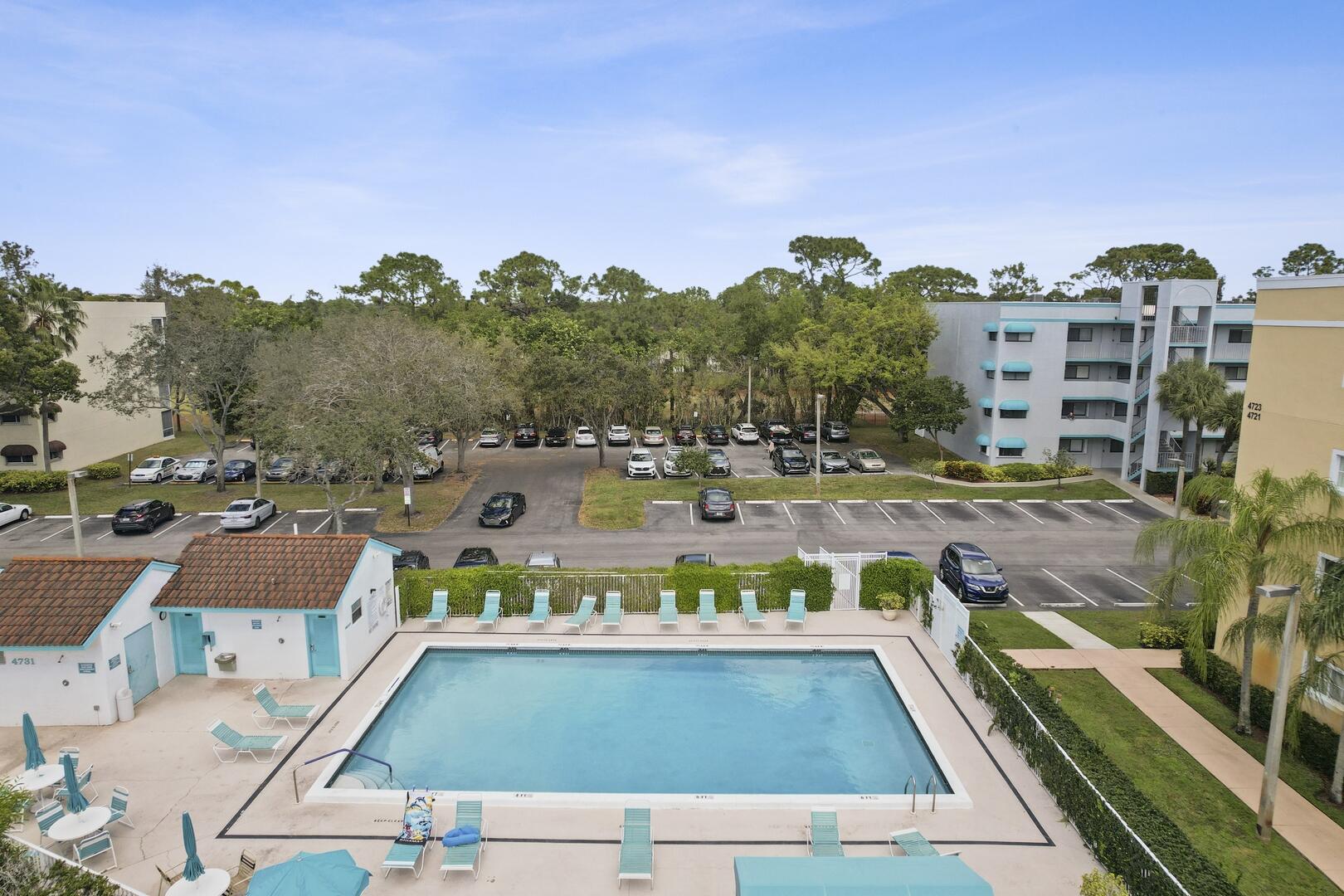 4725 Lucerne Lakes Boulevard 201, Lake Worth Unit: 201