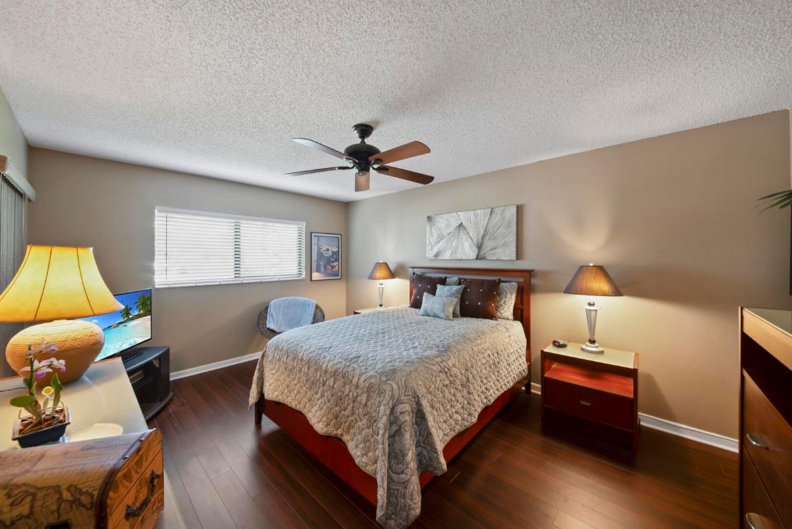 4725 Lucerne Lakes Boulevard 201, Lake Worth Unit: 201