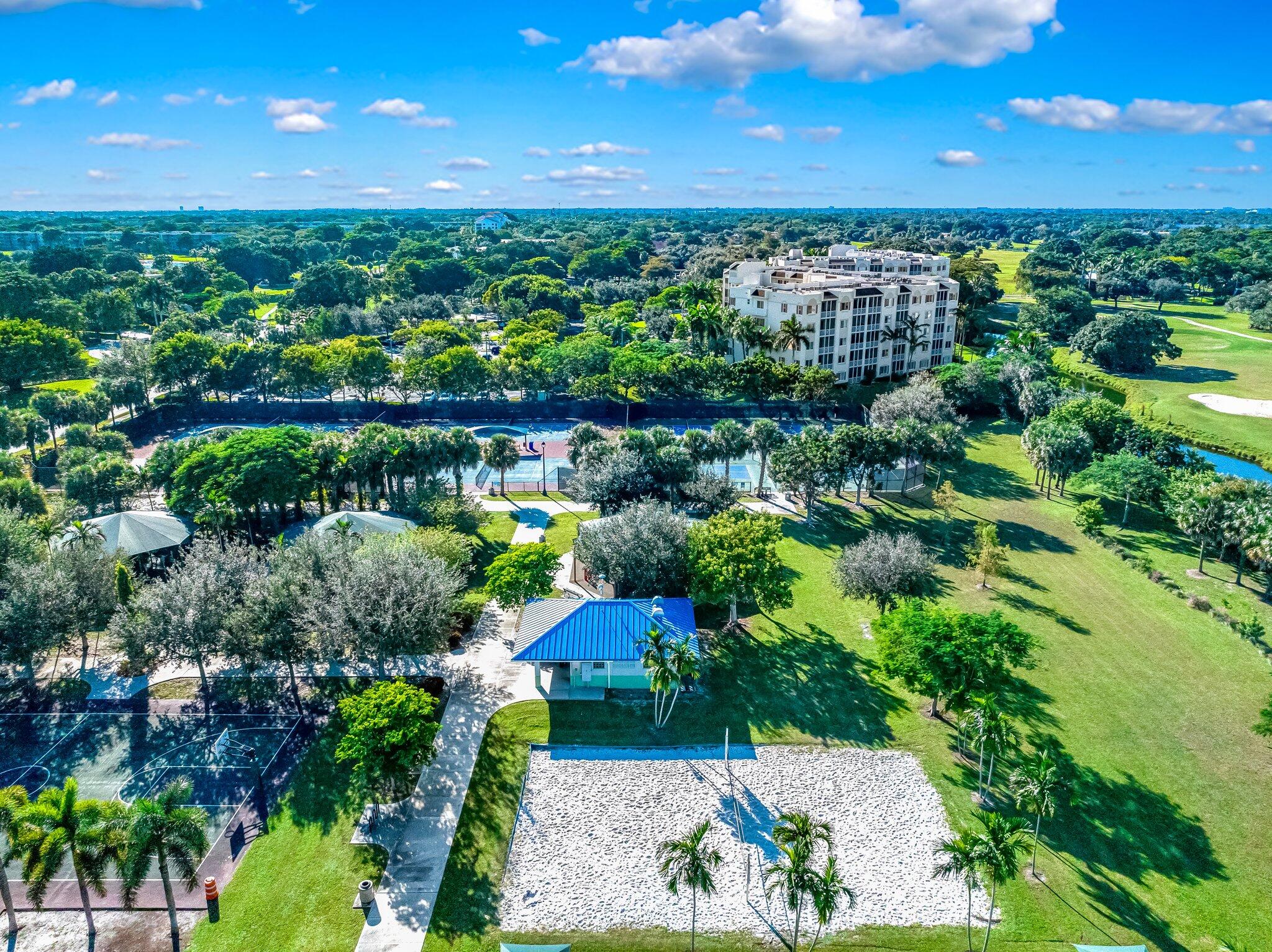 625 Oaks Drive 207, Pompano Beach Unit: 207