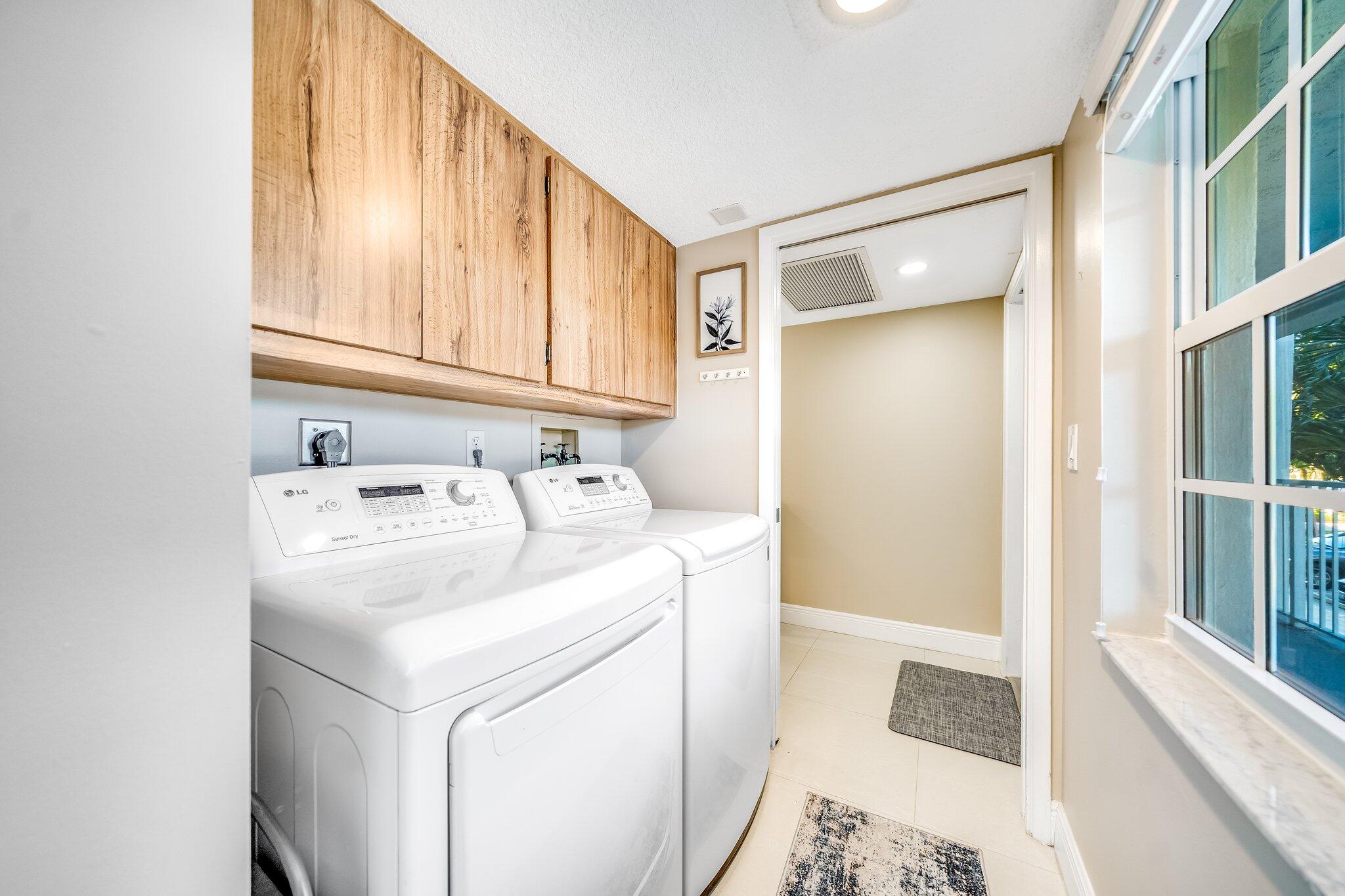 625 Oaks Drive 207, Pompano Beach Unit: 207