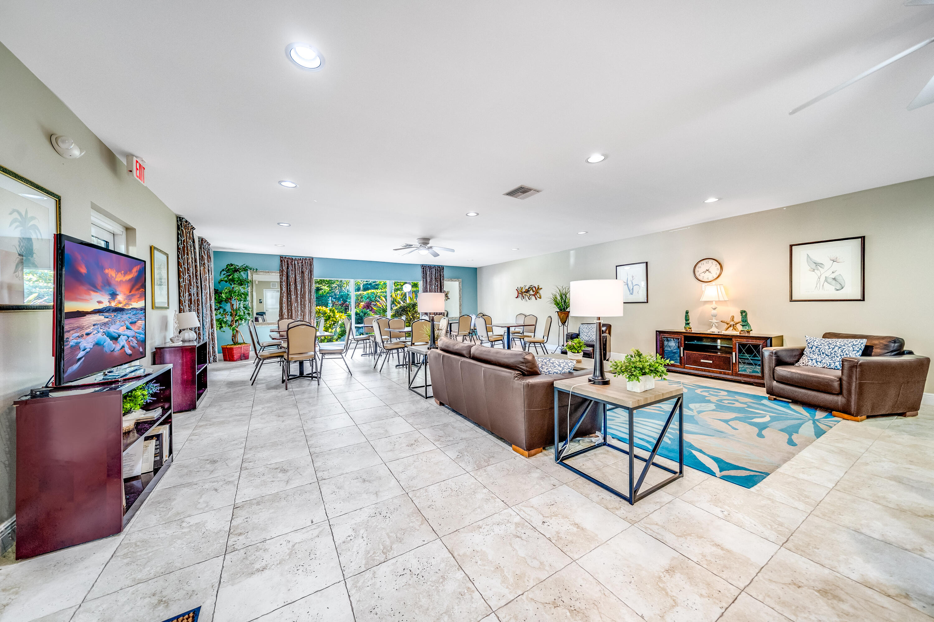 625 Oaks Drive 207, Pompano Beach Unit: 207