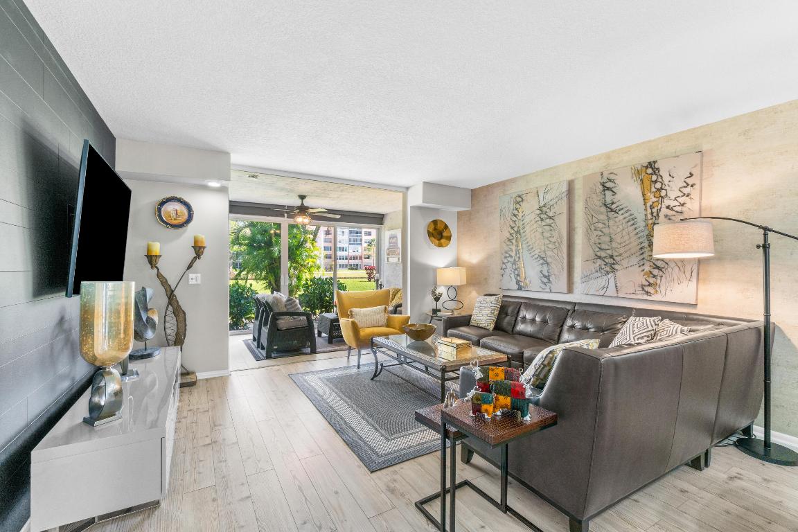 27 Abbey Lane 103, Delray Beach Unit: 103