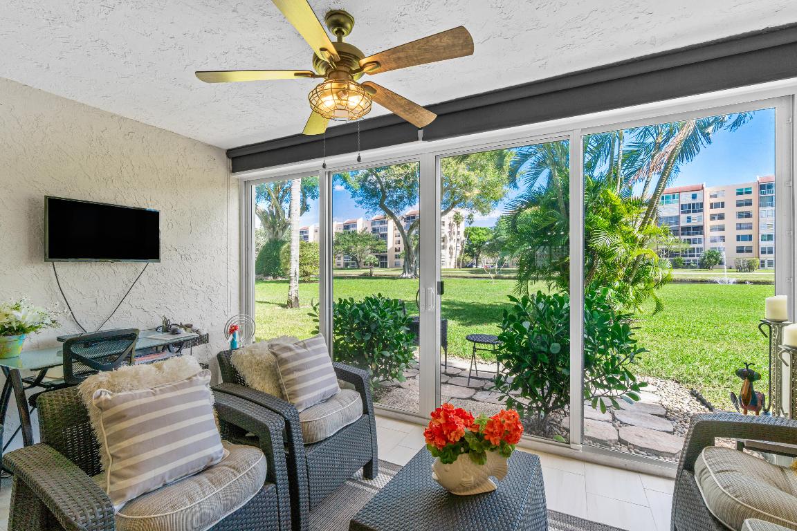 27 Abbey Lane 103, Delray Beach Unit: 103