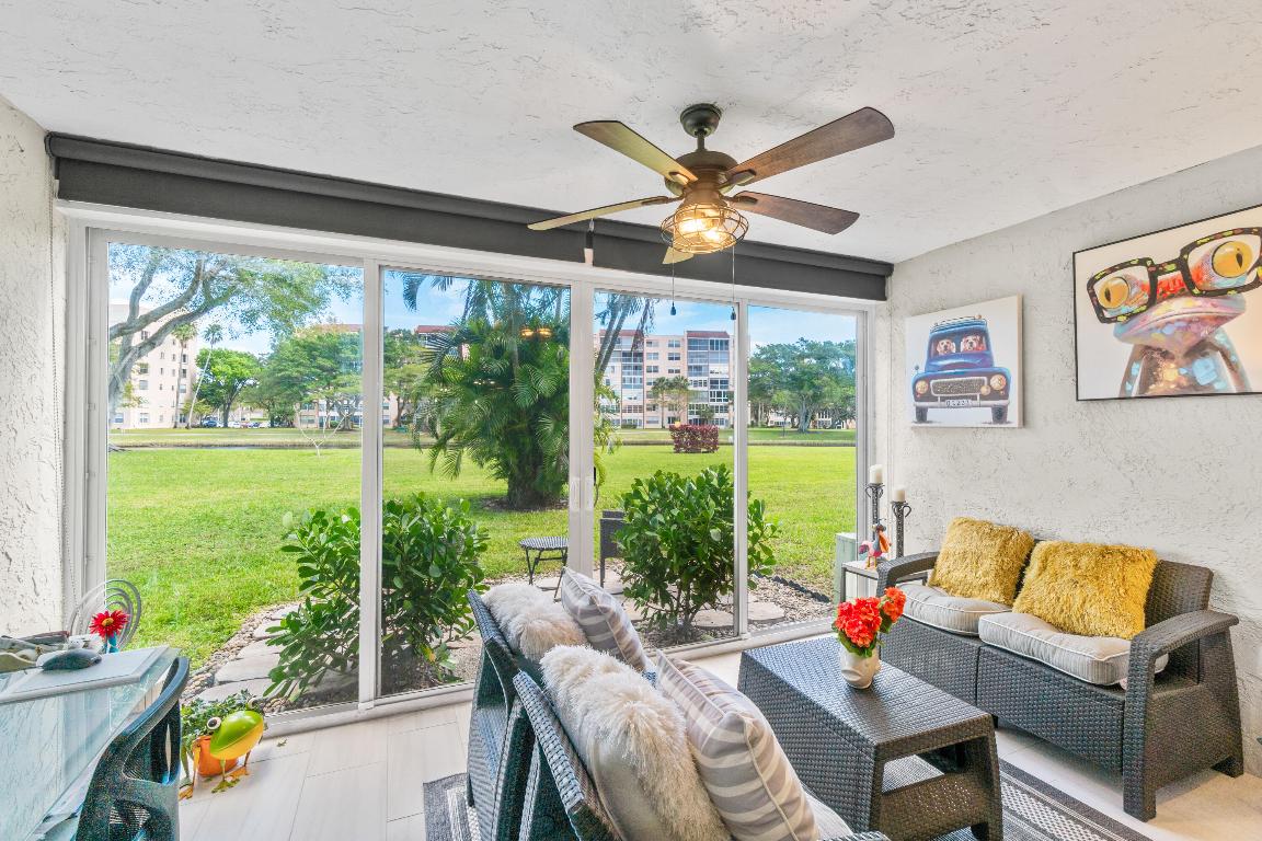 27 Abbey Lane 103, Delray Beach Unit: 103