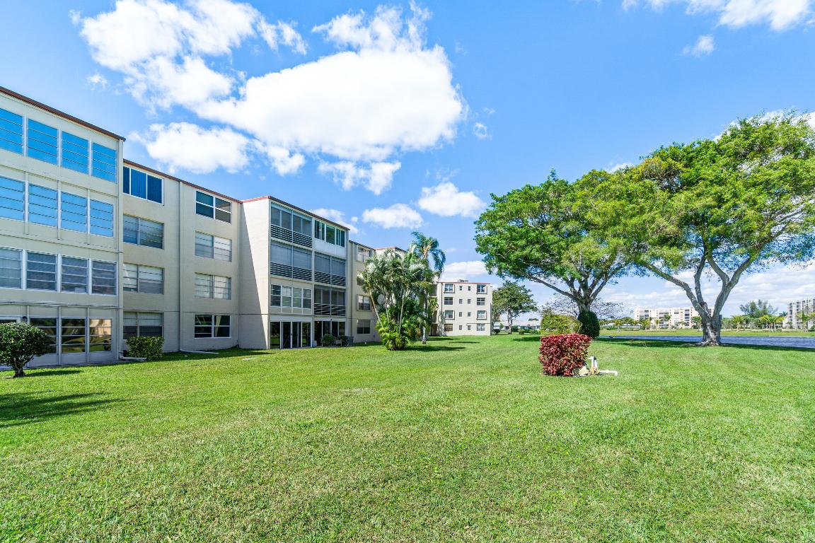 27 Abbey Lane 103, Delray Beach Unit: 103