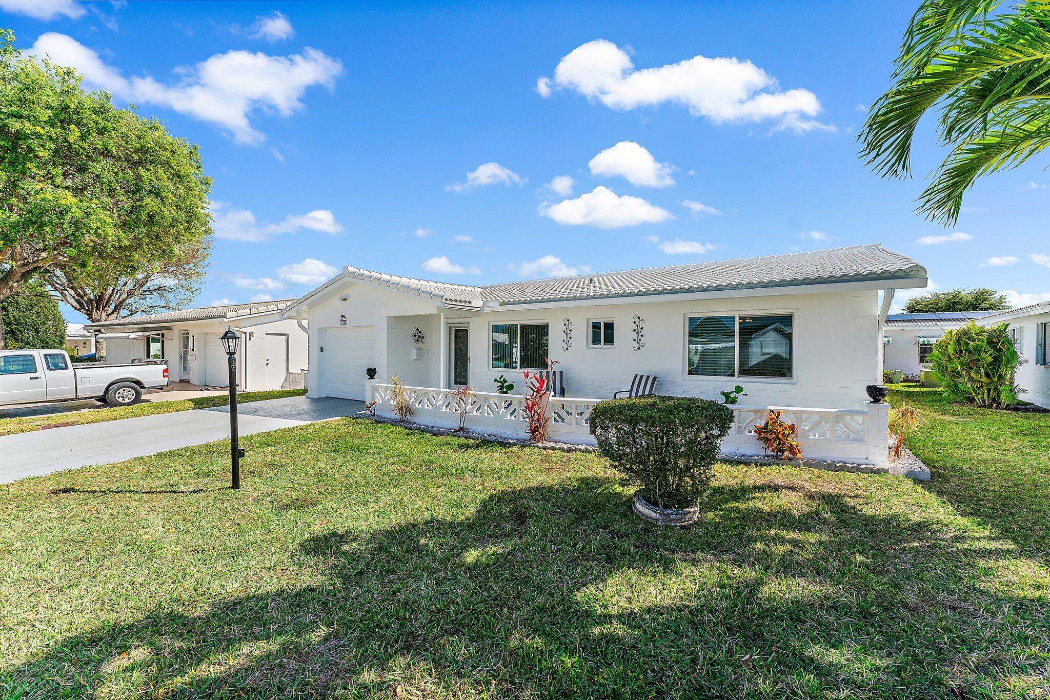 2102 SW 14th Place