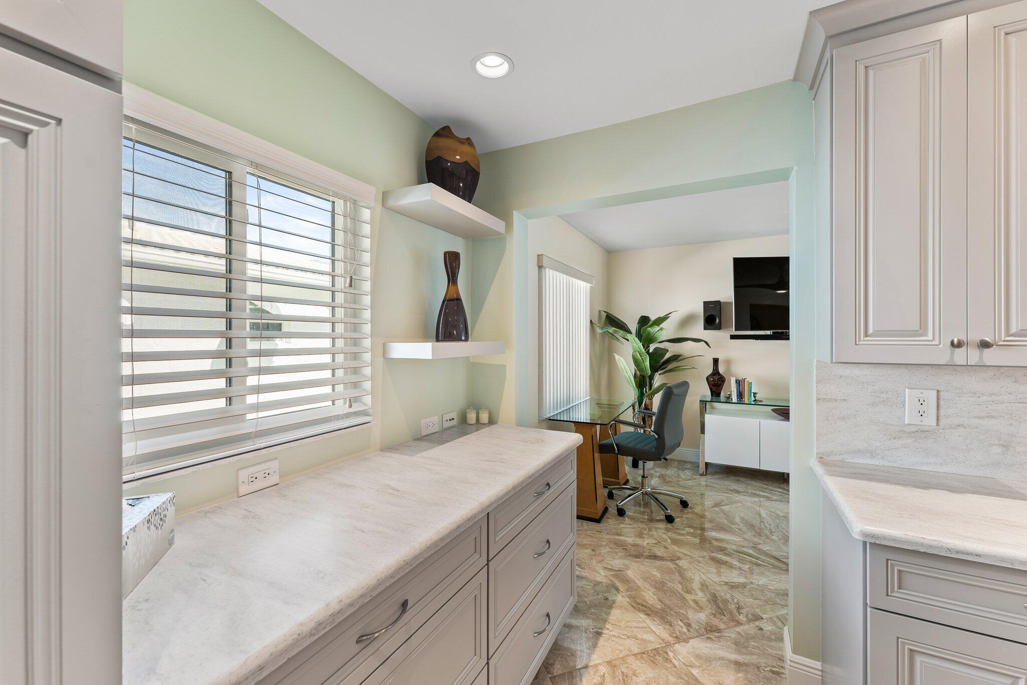 2102 SW 14th Place