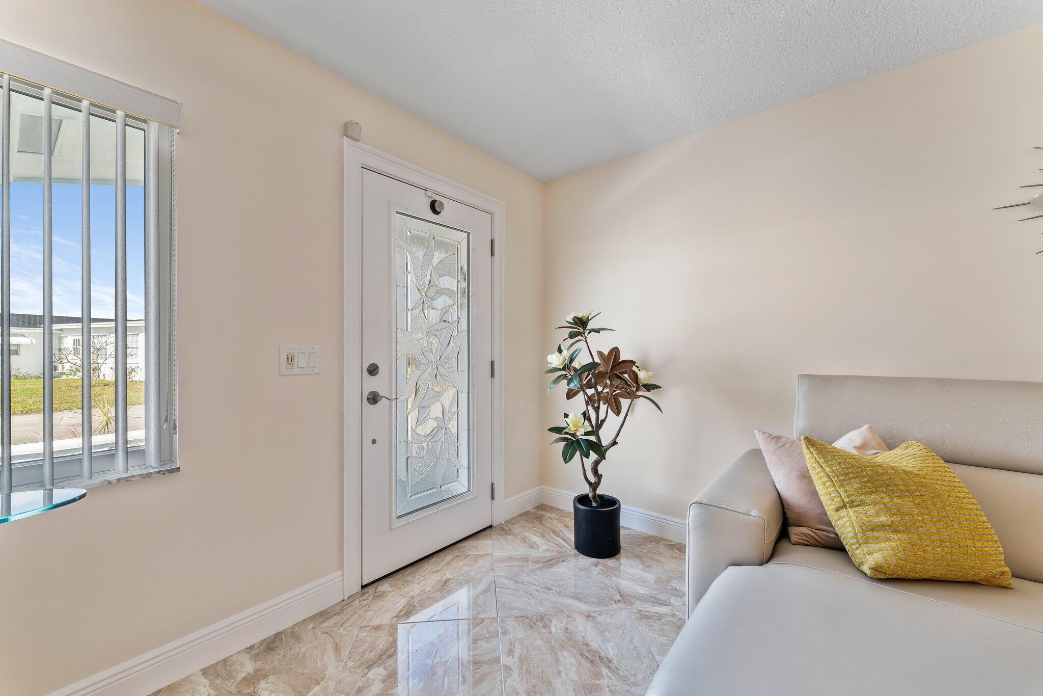 2102 SW 14th Place