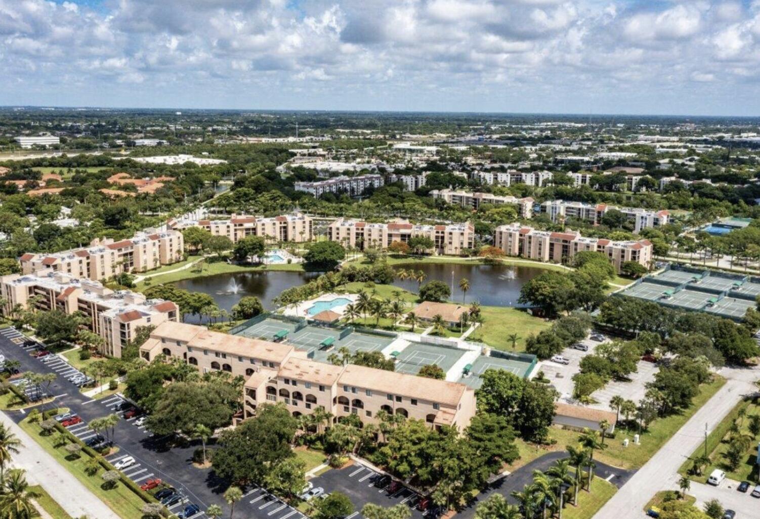 2455 Lindell Boulevard 3402