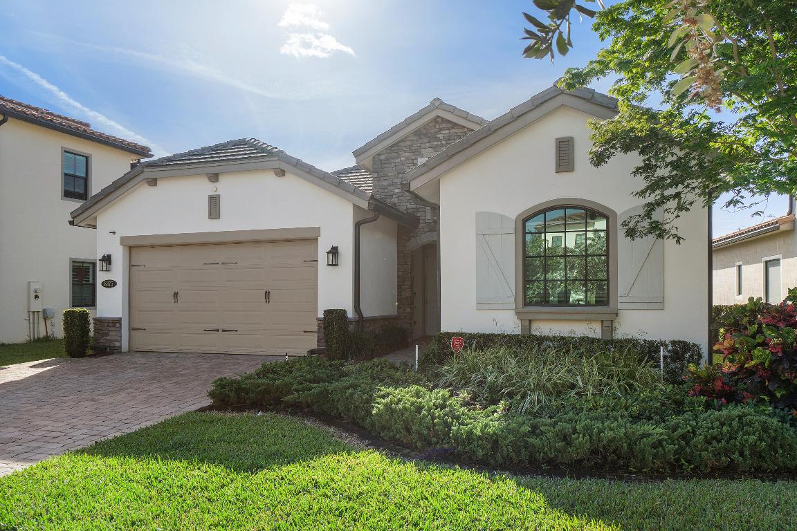 8475 Grand Prix Lane, Boynton Beach
