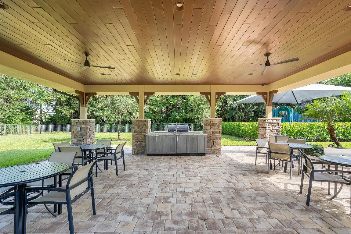 8475 Grand Prix Lane, Boynton Beach