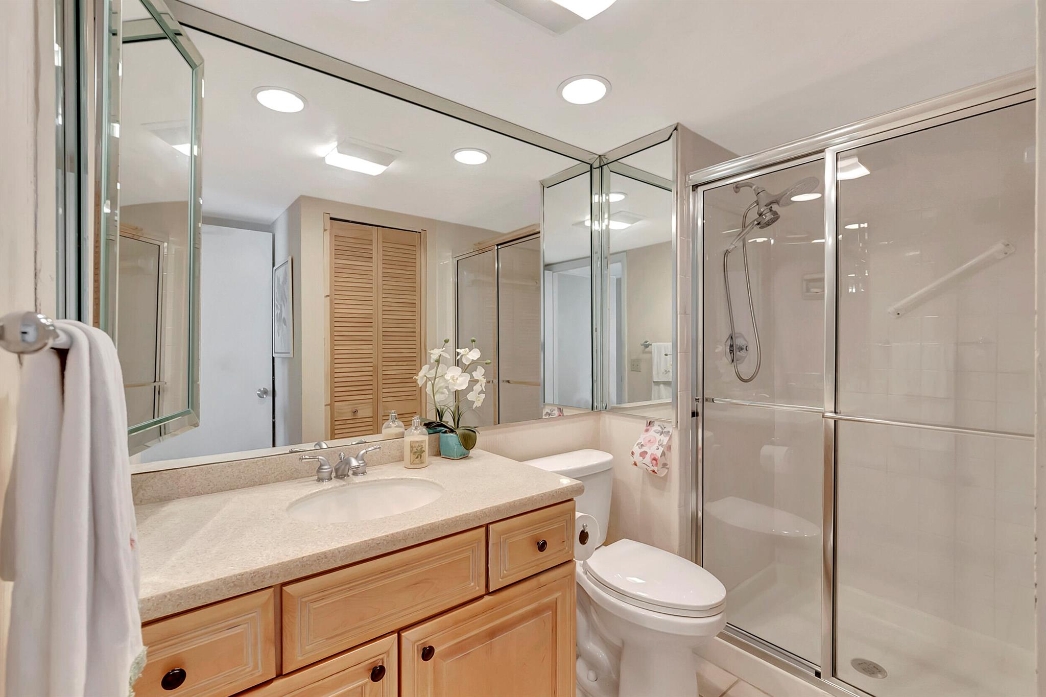 7920 Eastlake Drive 19-G