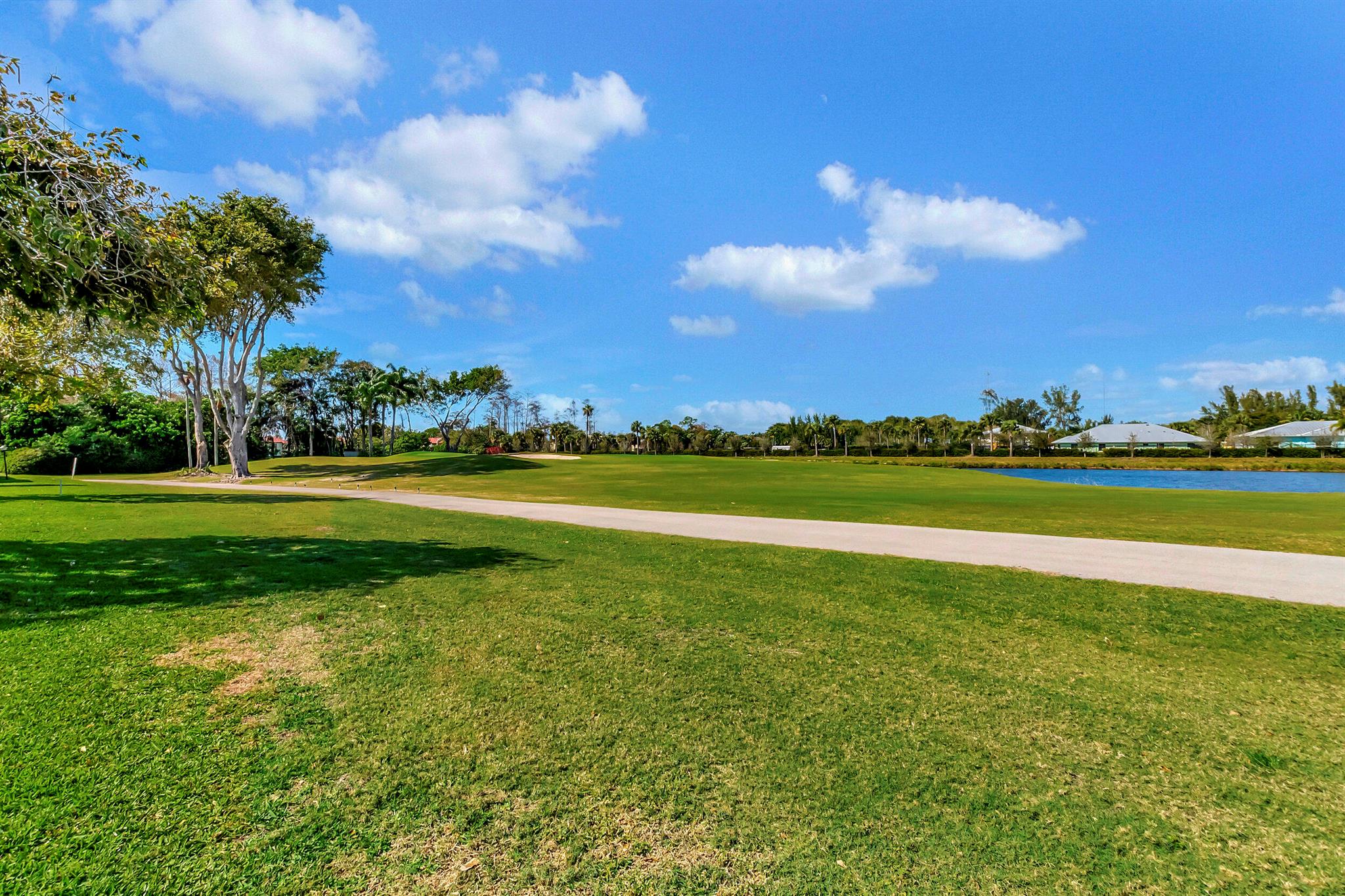 7920 Eastlake Drive 19-G