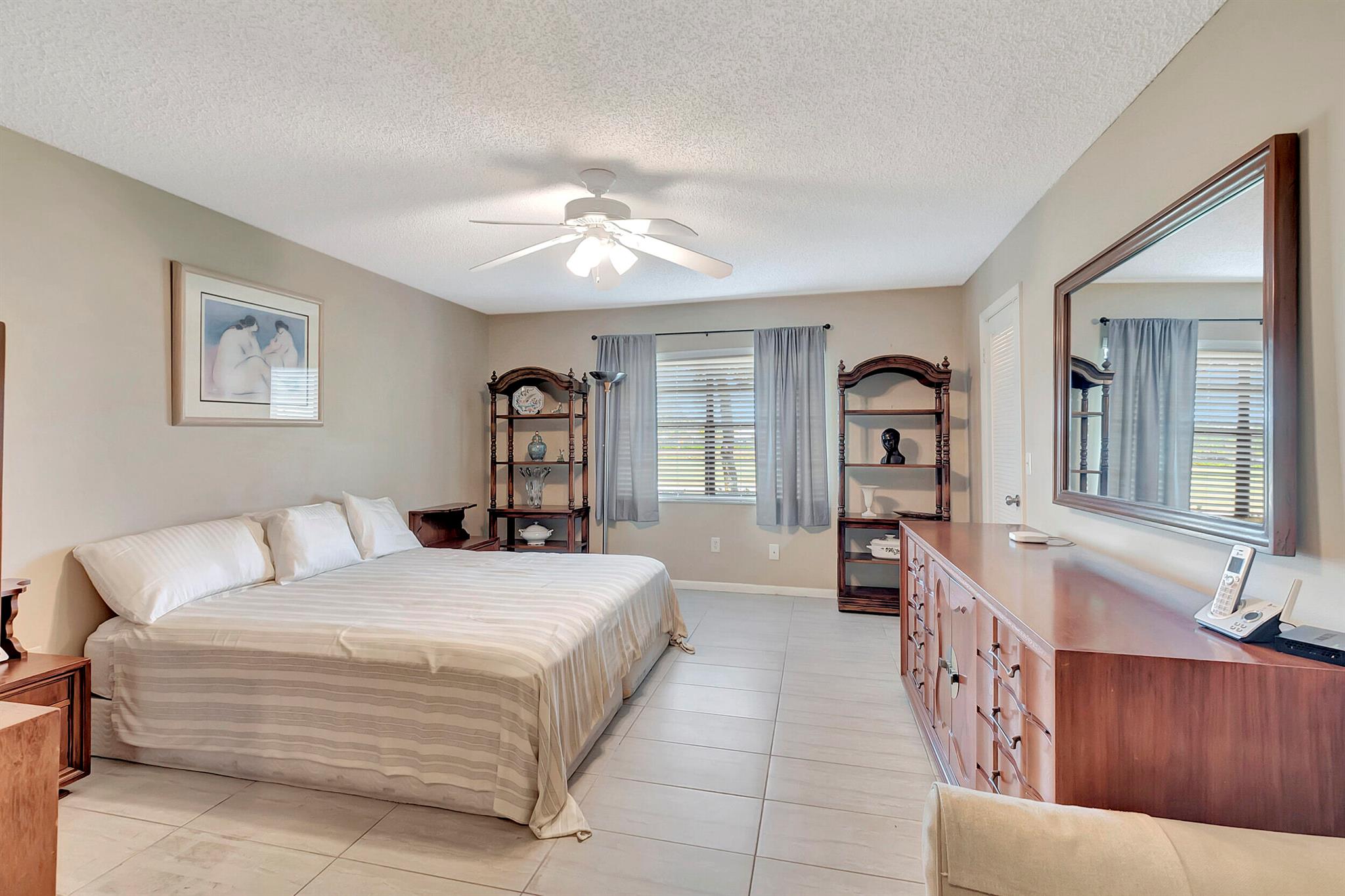 7920 Eastlake Drive 19-G