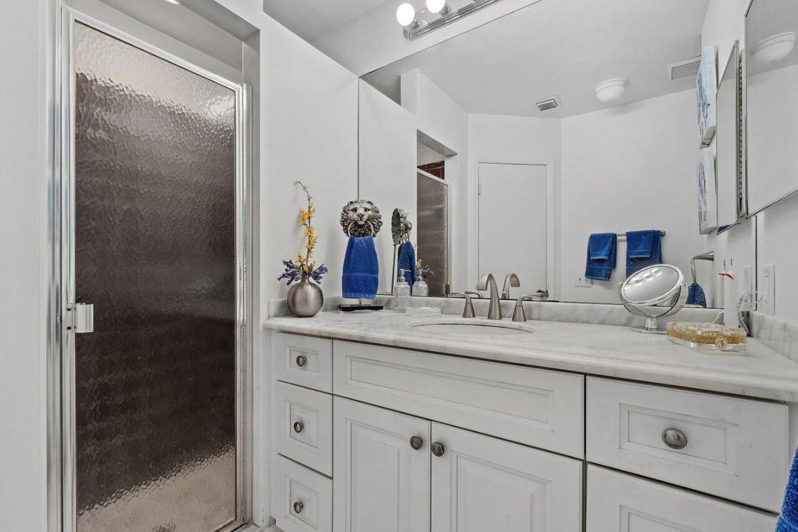 136 Village Walk Drive, Royal Palm Beach