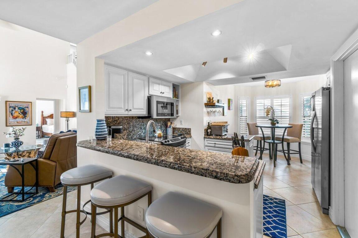 21419 Fairfield Lane