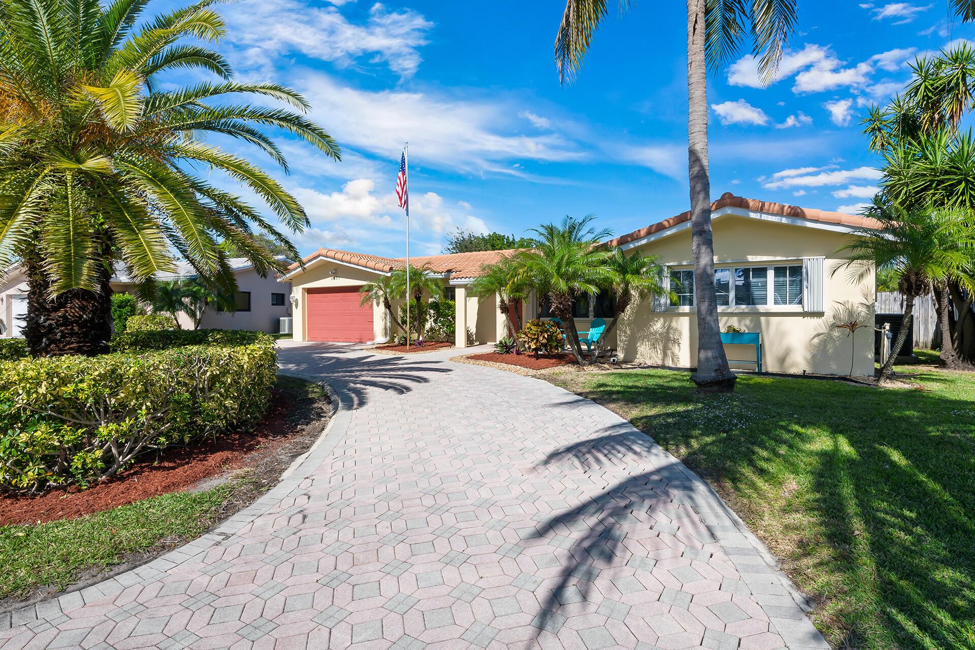 2251 NE 37th Court