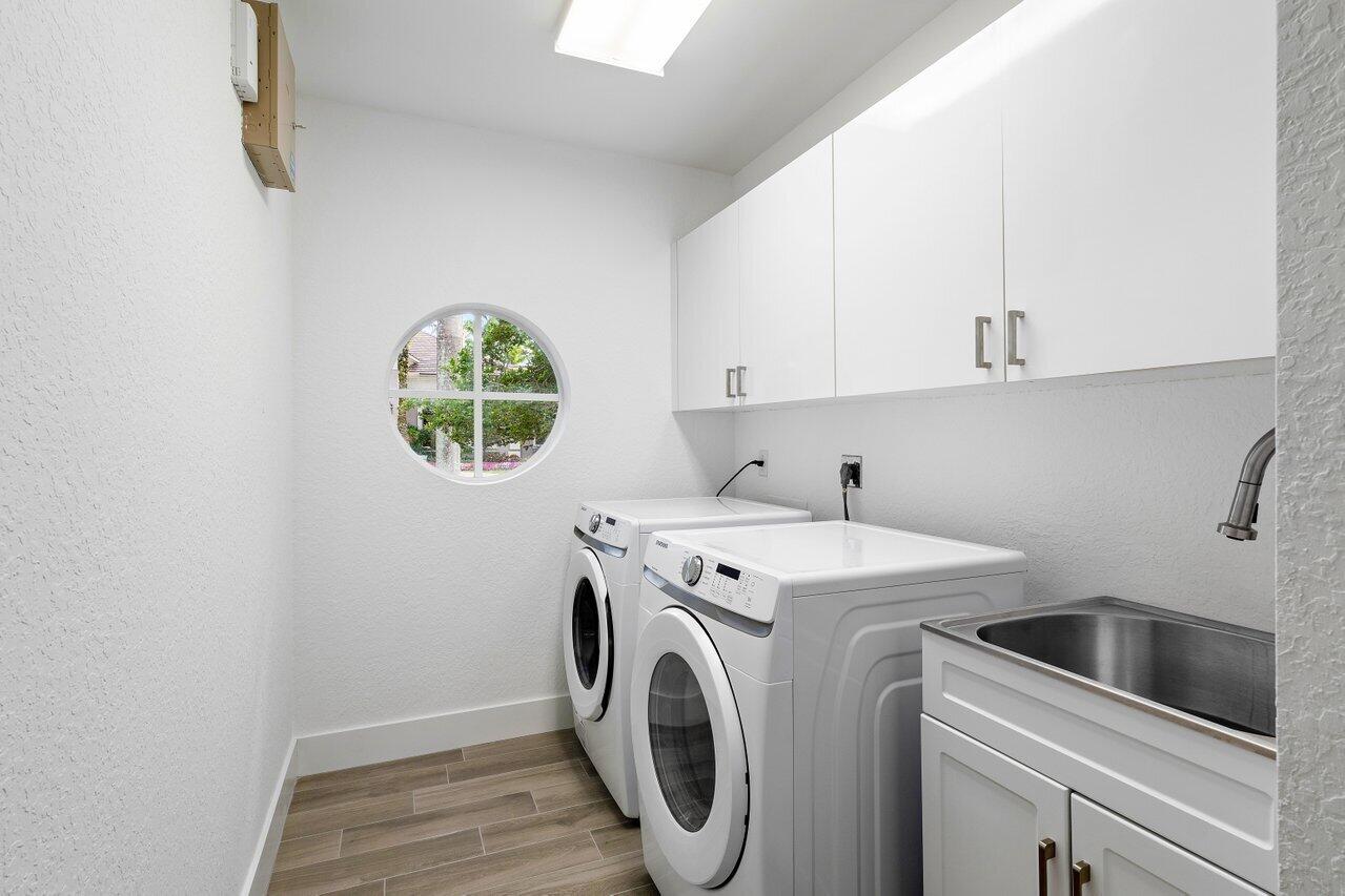 2625 NW 64th Boulevard