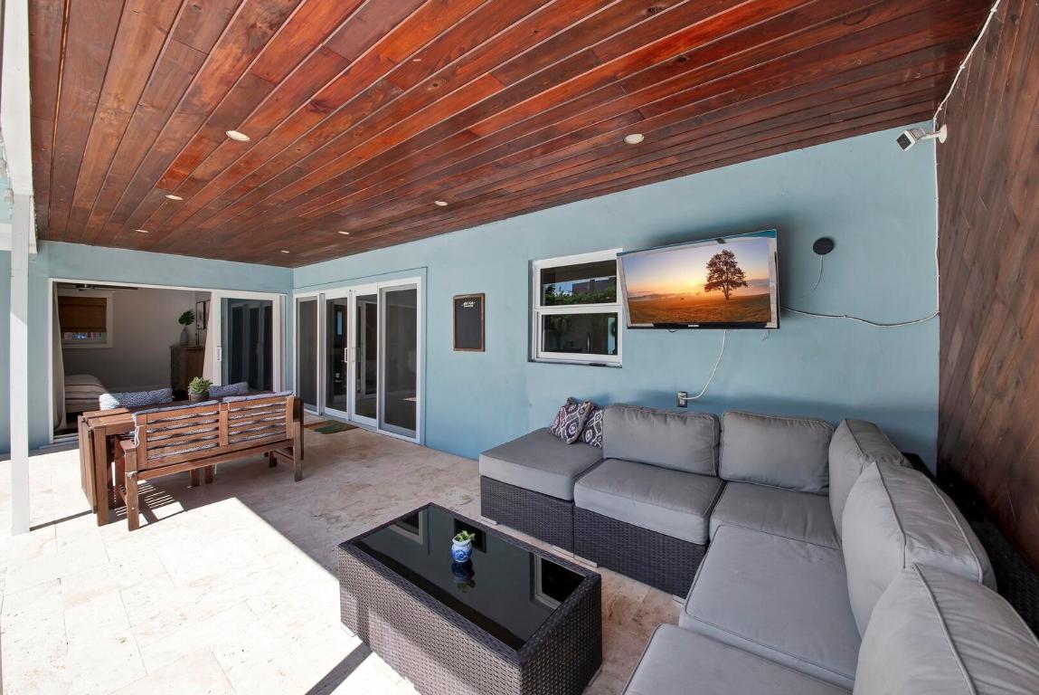 1298 NW 4th Street, Boca Raton