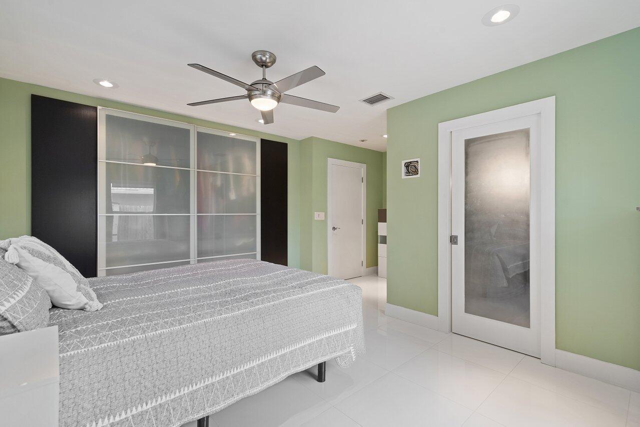 1709 Coral Gardens Drive