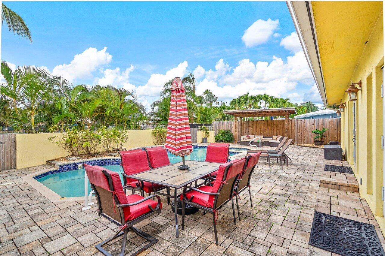 1709 Coral Gardens Drive