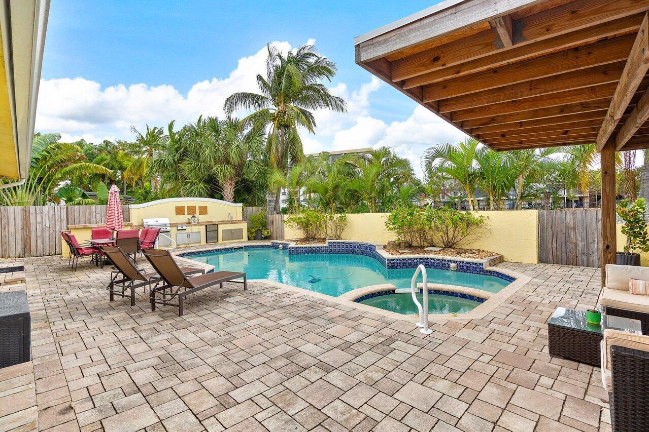 1709 Coral Gardens Drive