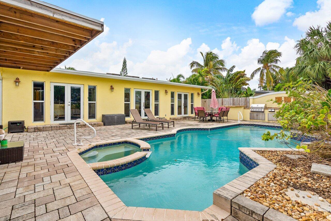 1709 Coral Gardens Drive