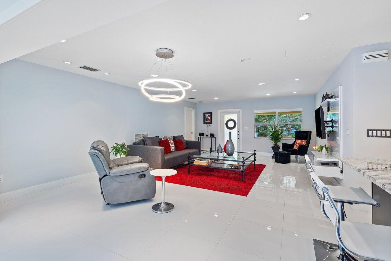 1709 Coral Gardens Drive