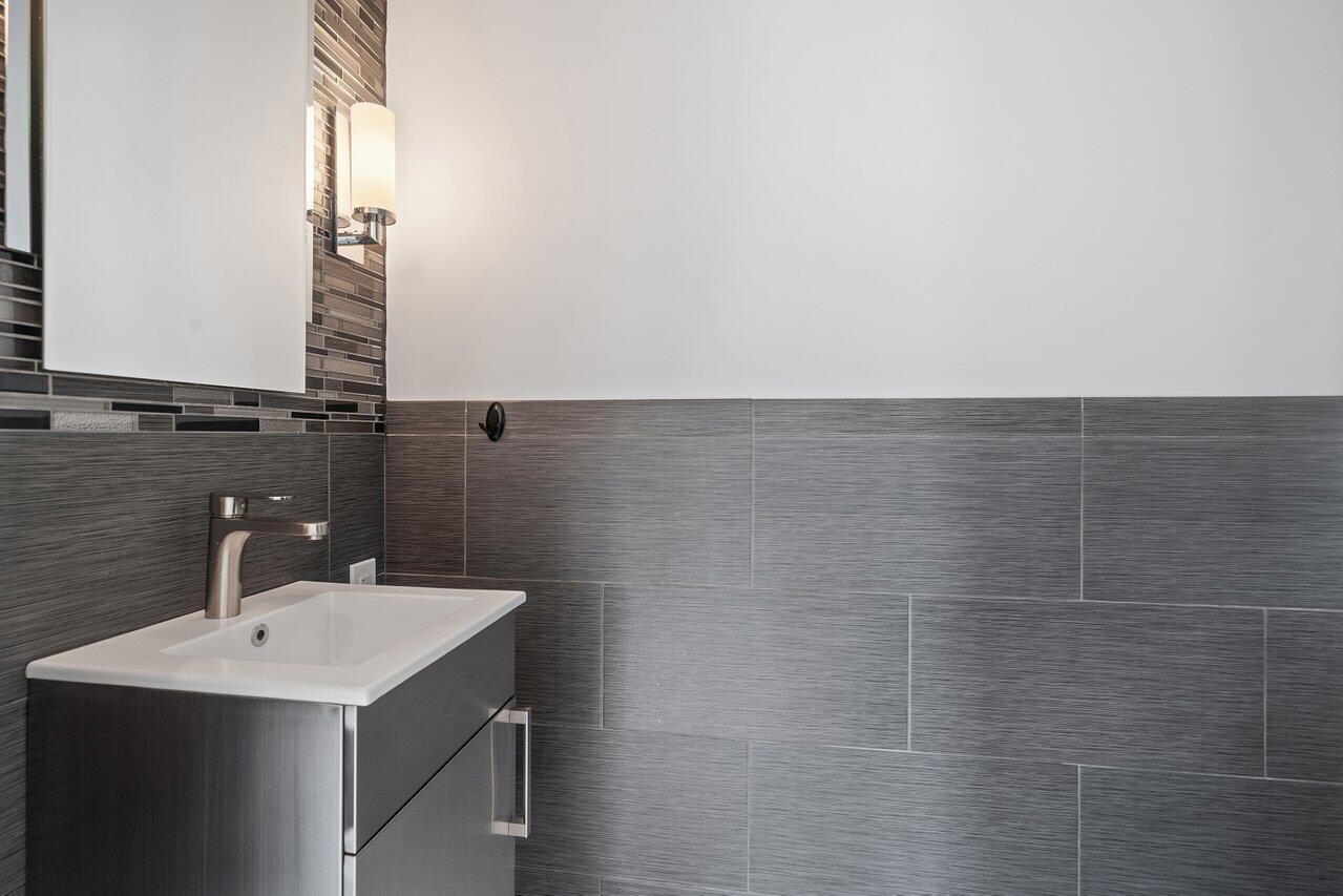 1709 Coral Gardens Drive