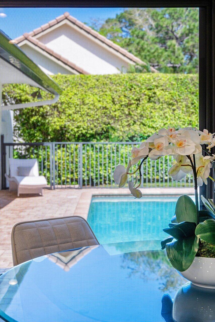 2360 NW 38th Street