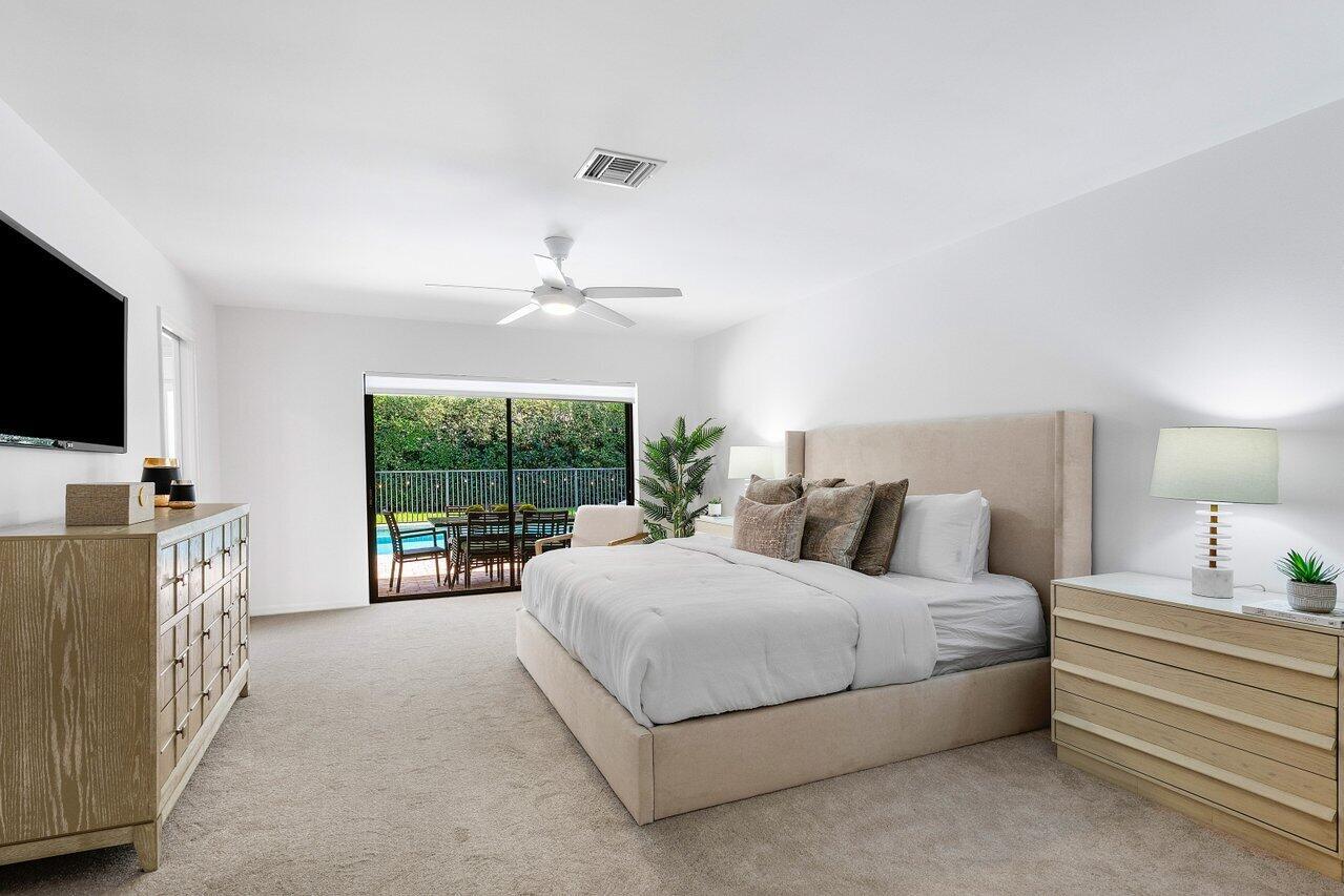 2360 NW 38th Street