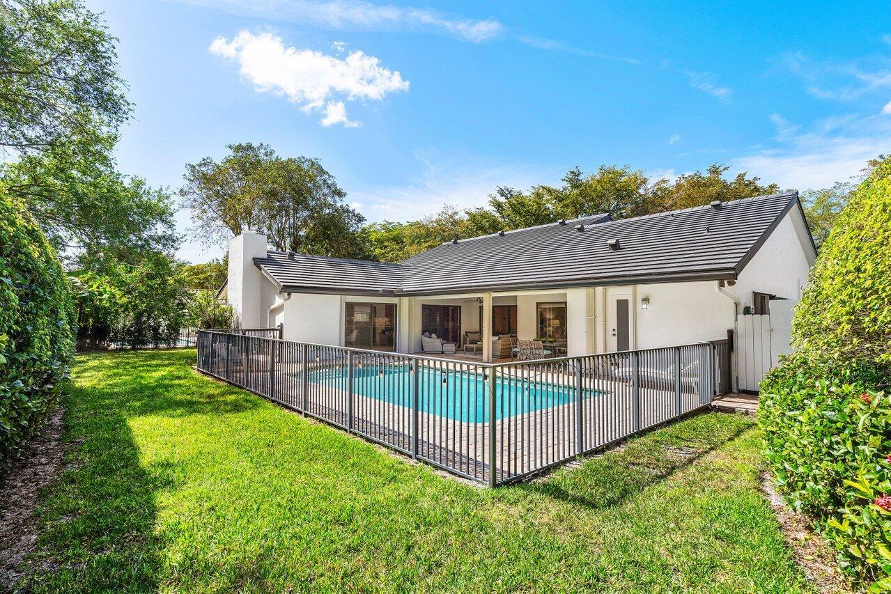 2360 NW 38th Street