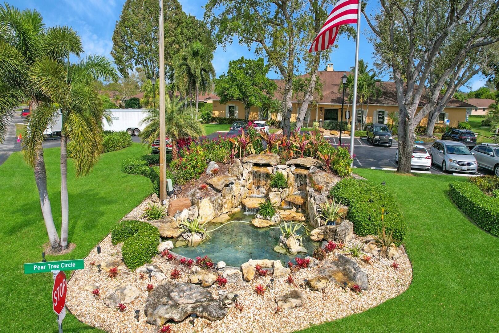 4390 Eucalyptus Tree Court B, Boynton Beach Unit: B