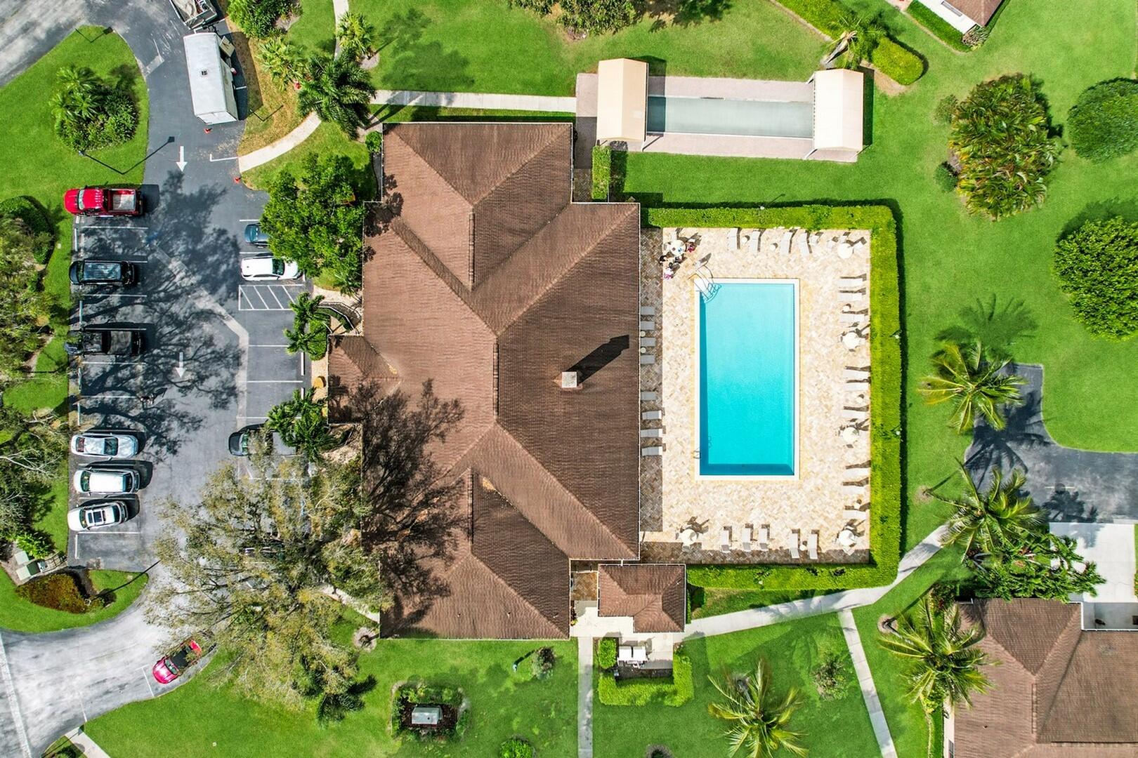 4390 Eucalyptus Tree Court B, Boynton Beach Unit: B