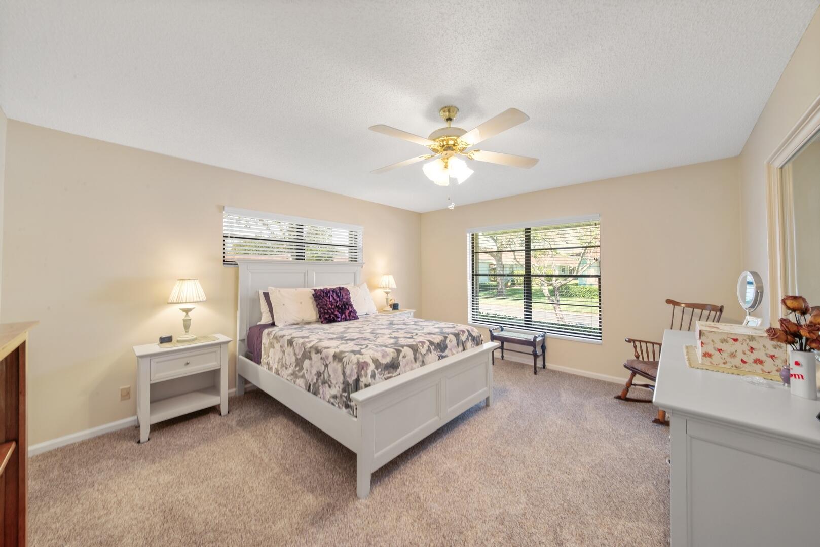 4390 Eucalyptus Tree Court B, Boynton Beach Unit: B