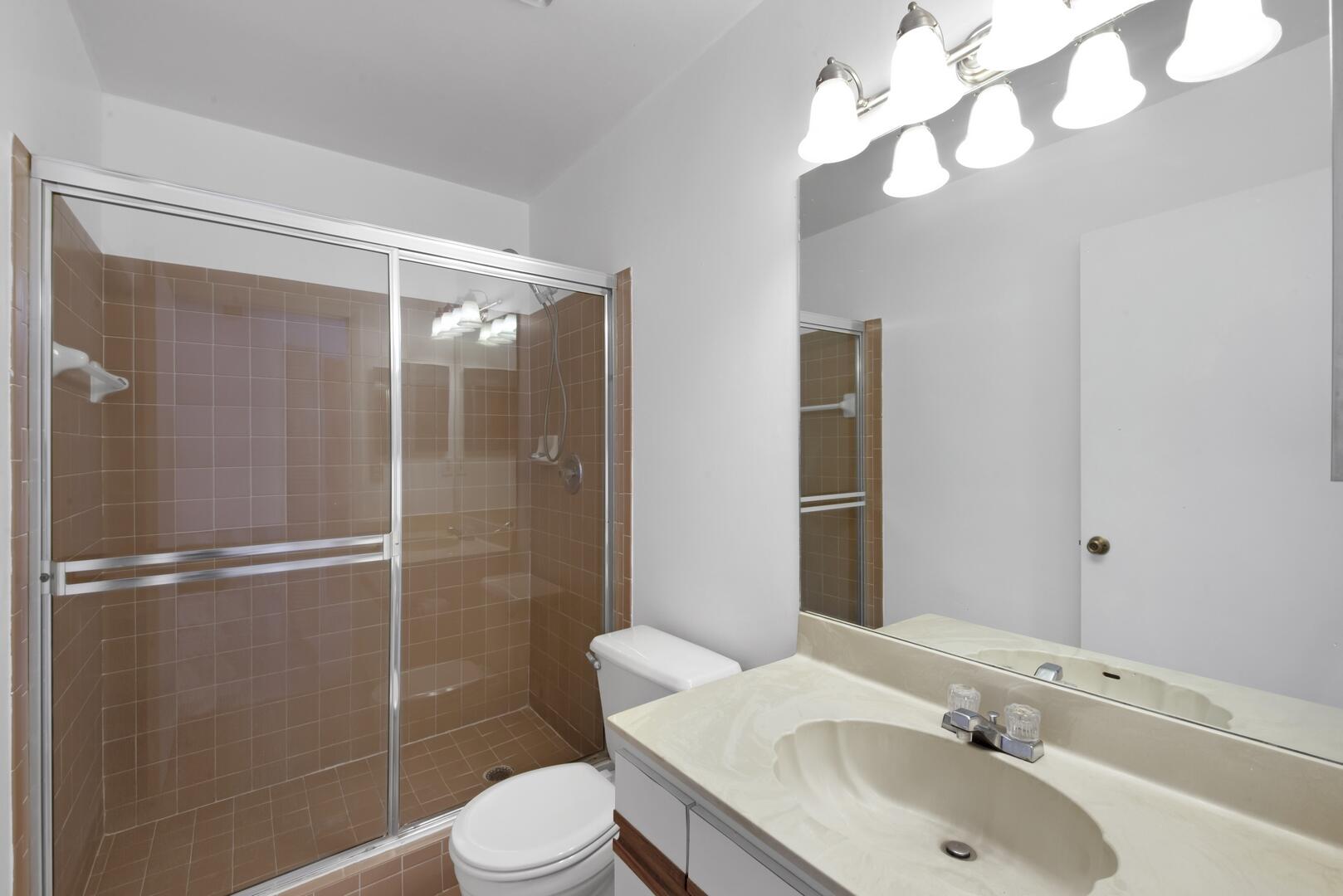 25 Hawthorne Lane, Boynton Beach