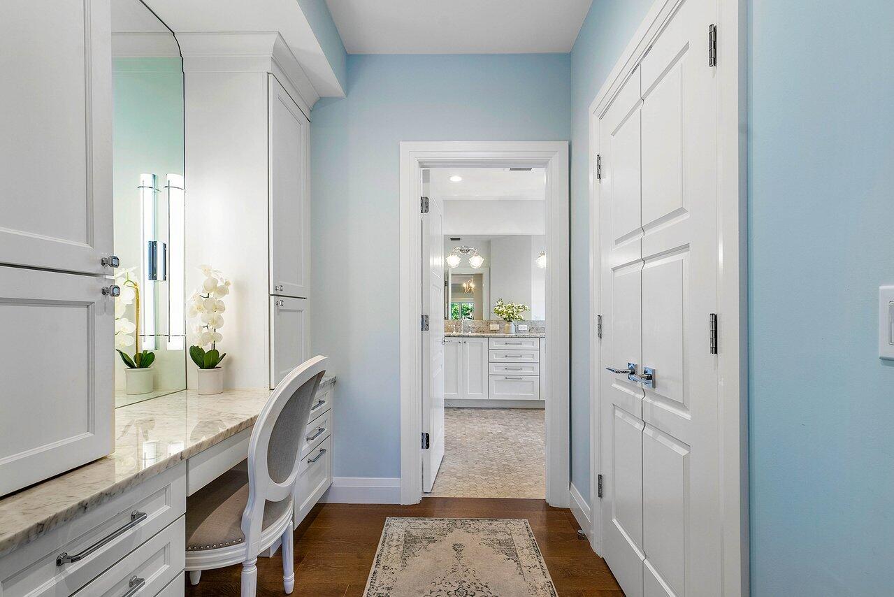 570 N Country Club Drive, Atlantis