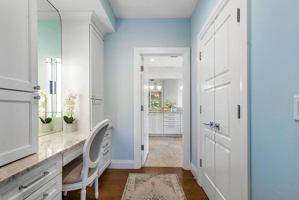 570 N Country Club Drive, Atlantis