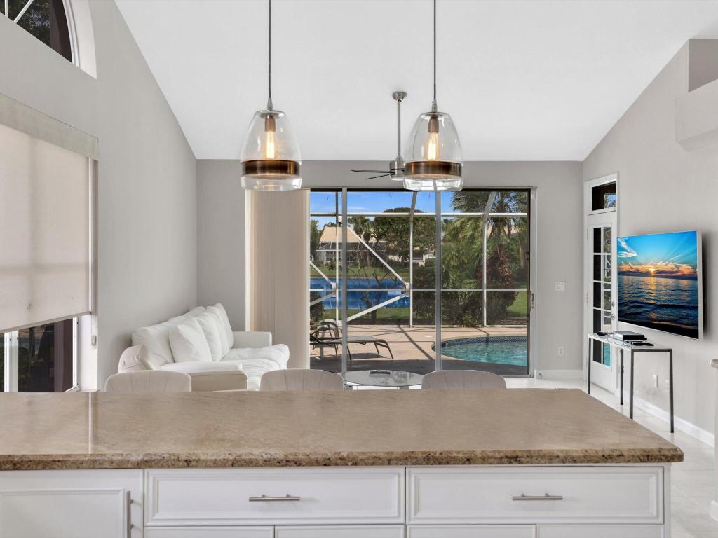 7669 Dorchester Road, Boynton Beach