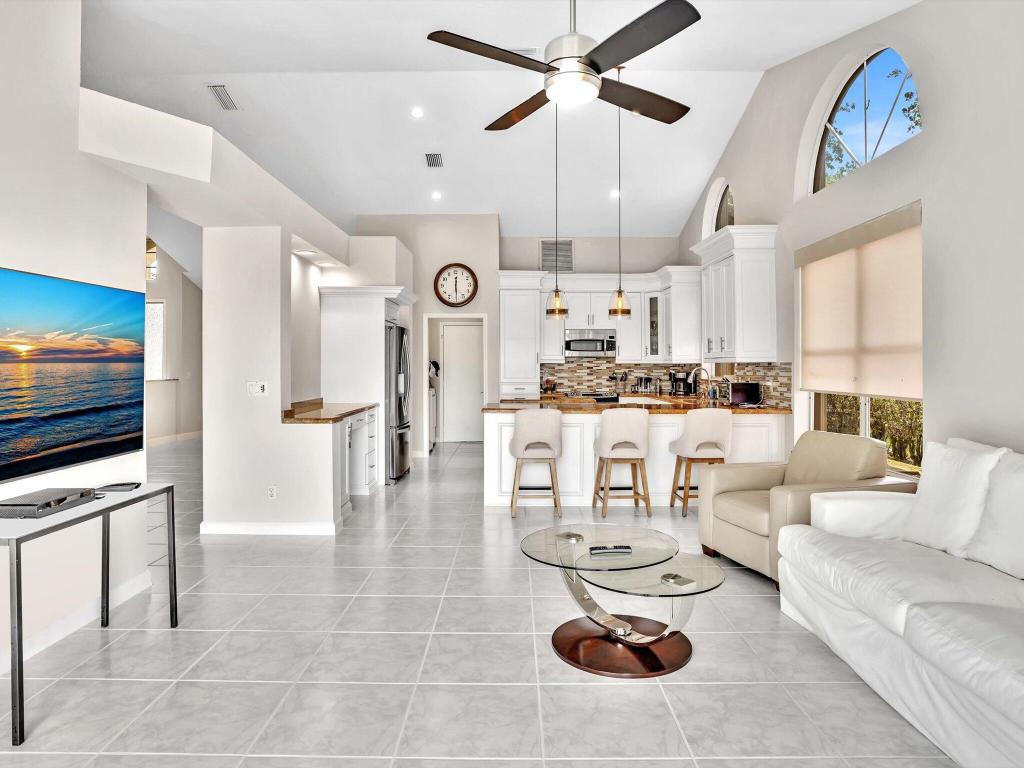 7669 Dorchester Road, Boynton Beach