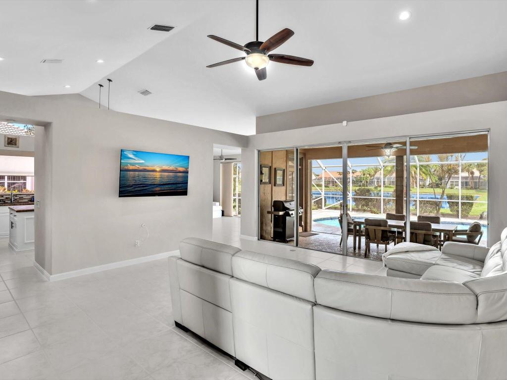 7669 Dorchester Road, Boynton Beach