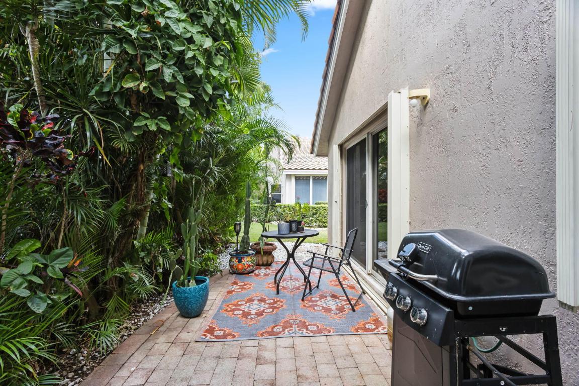 7404 Falls Road W, Boynton Beach