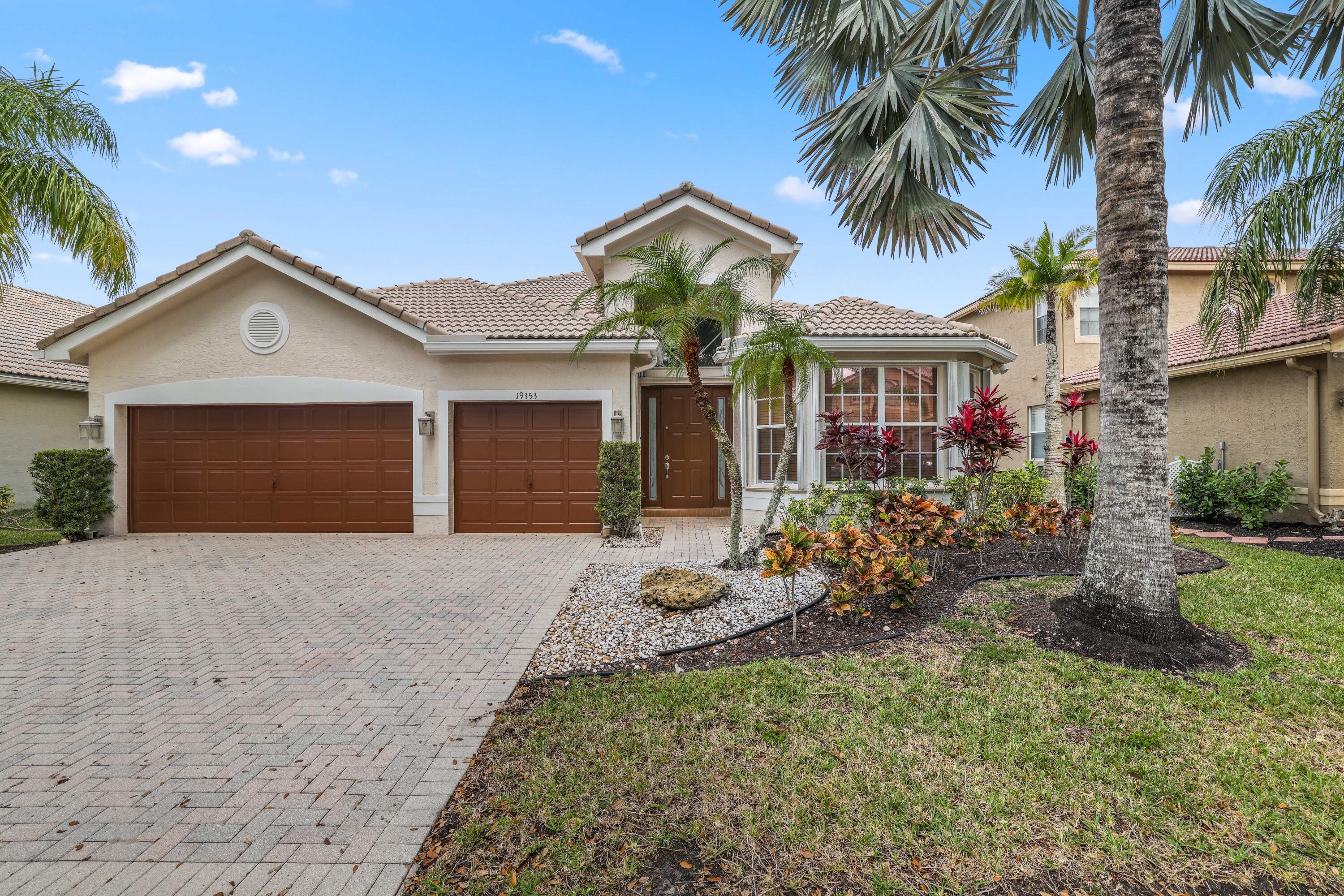 19353 Skyridge Circle