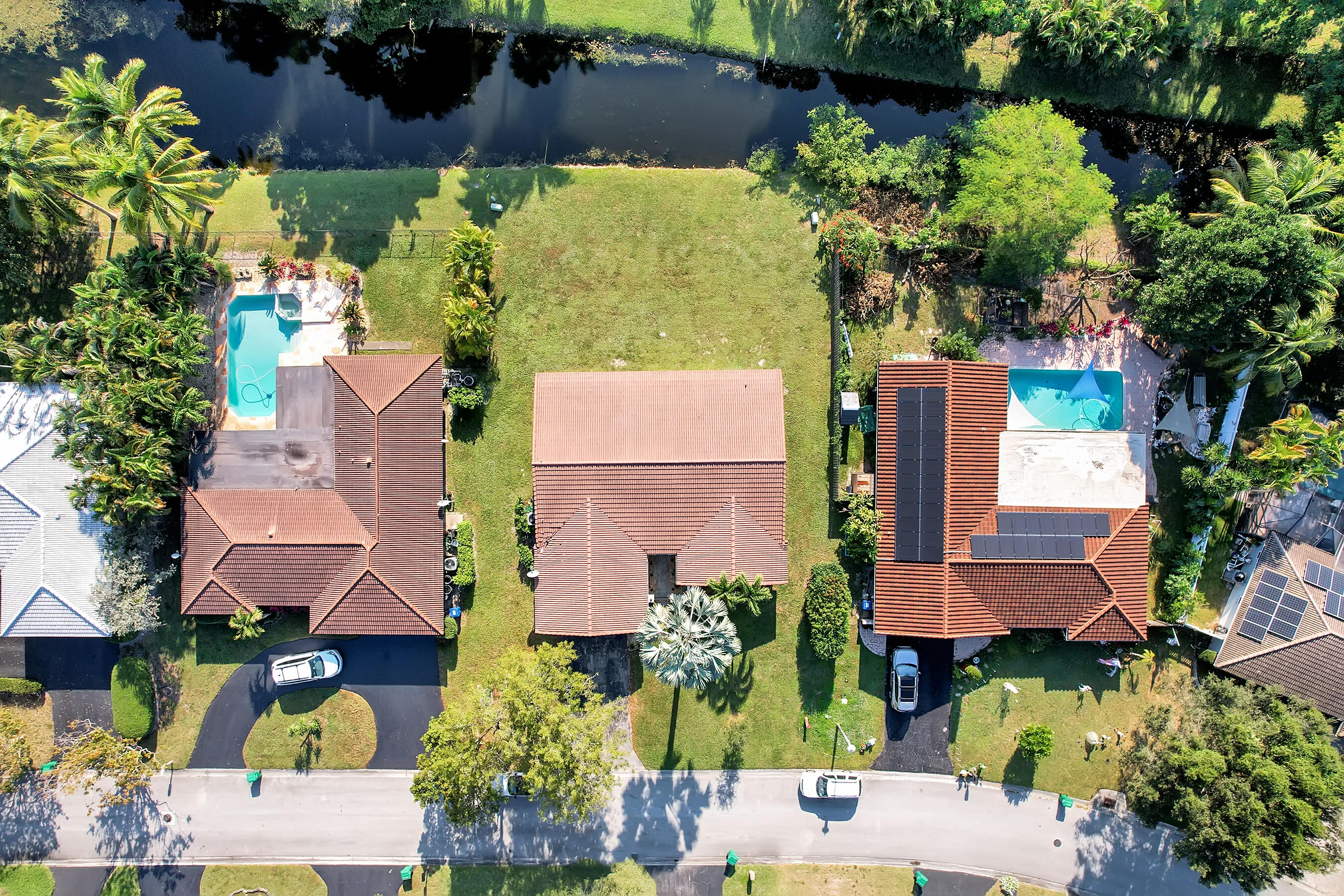 2960 NW 87th Terrace