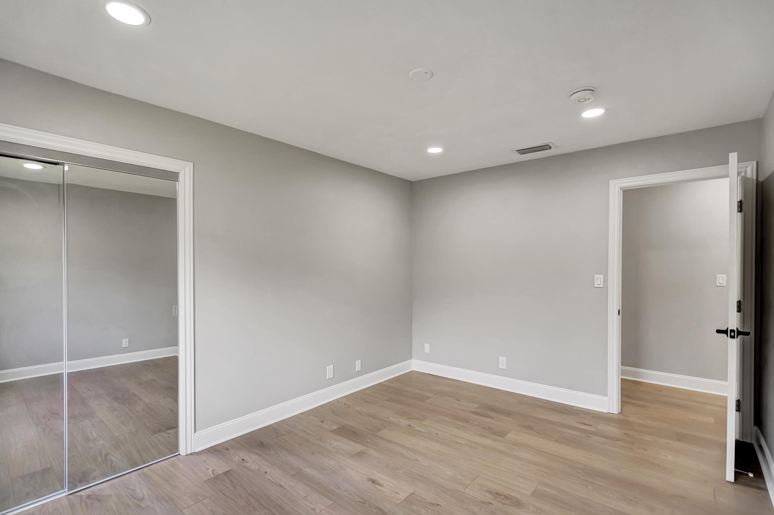 2960 NW 87th Terrace