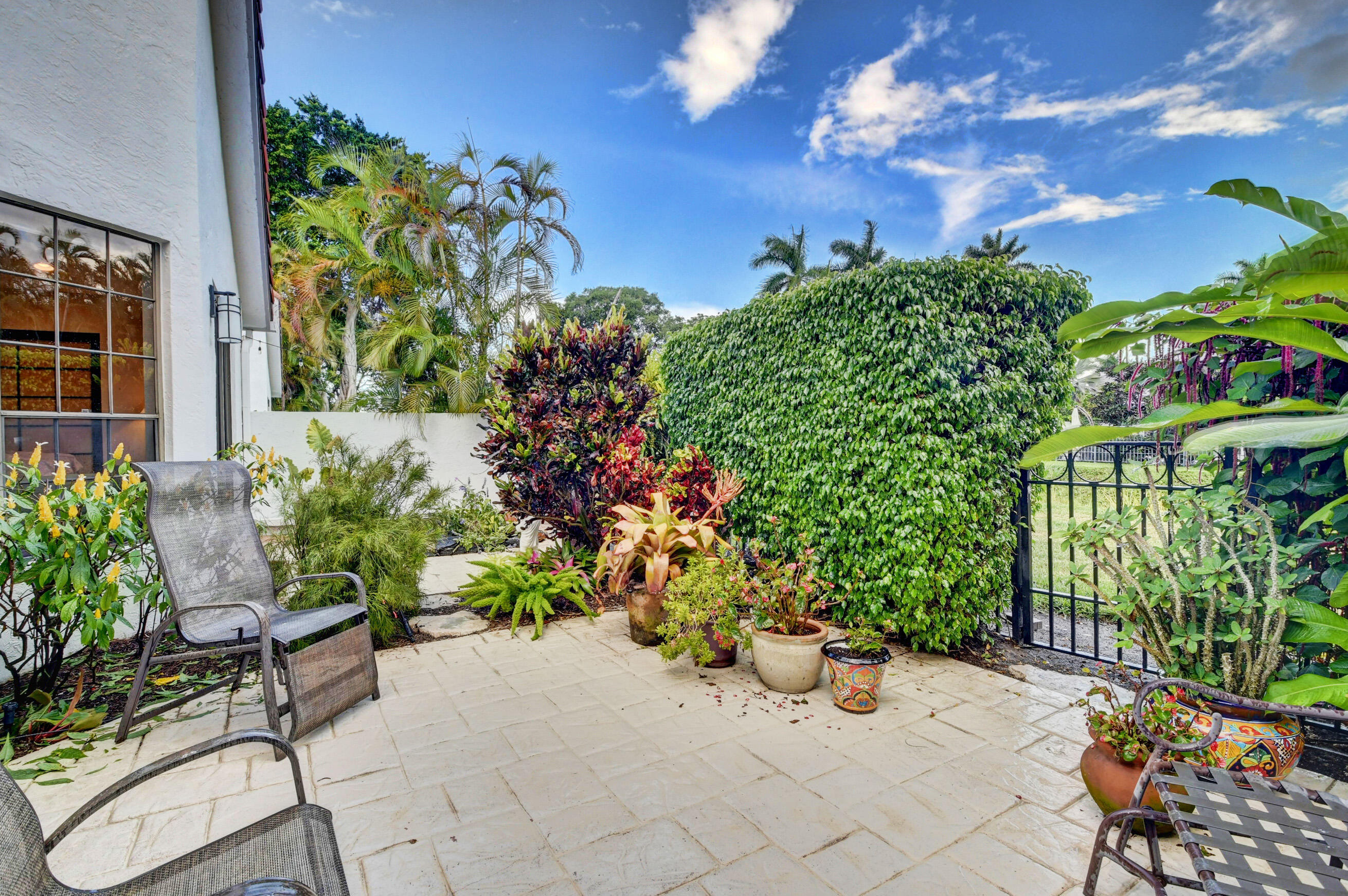 2187 NW 59th Street