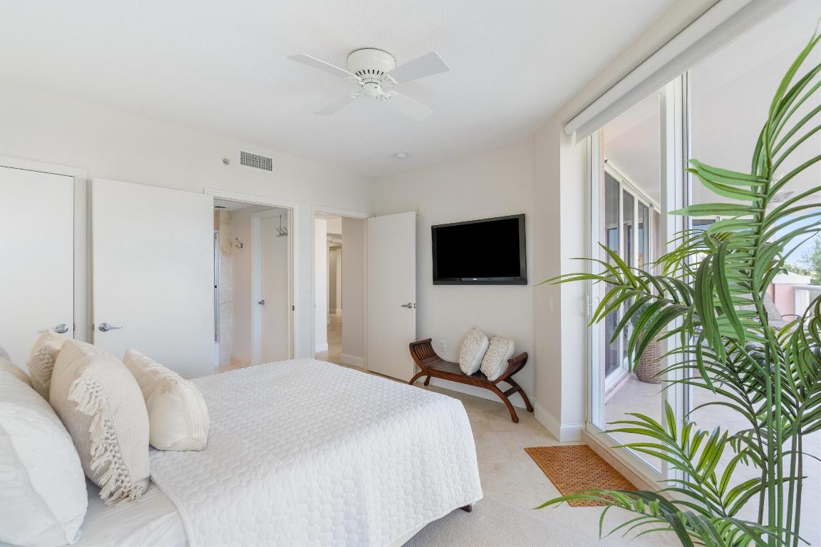 2051 SE 3rd Street 407, Deerfield Beach Unit: 407