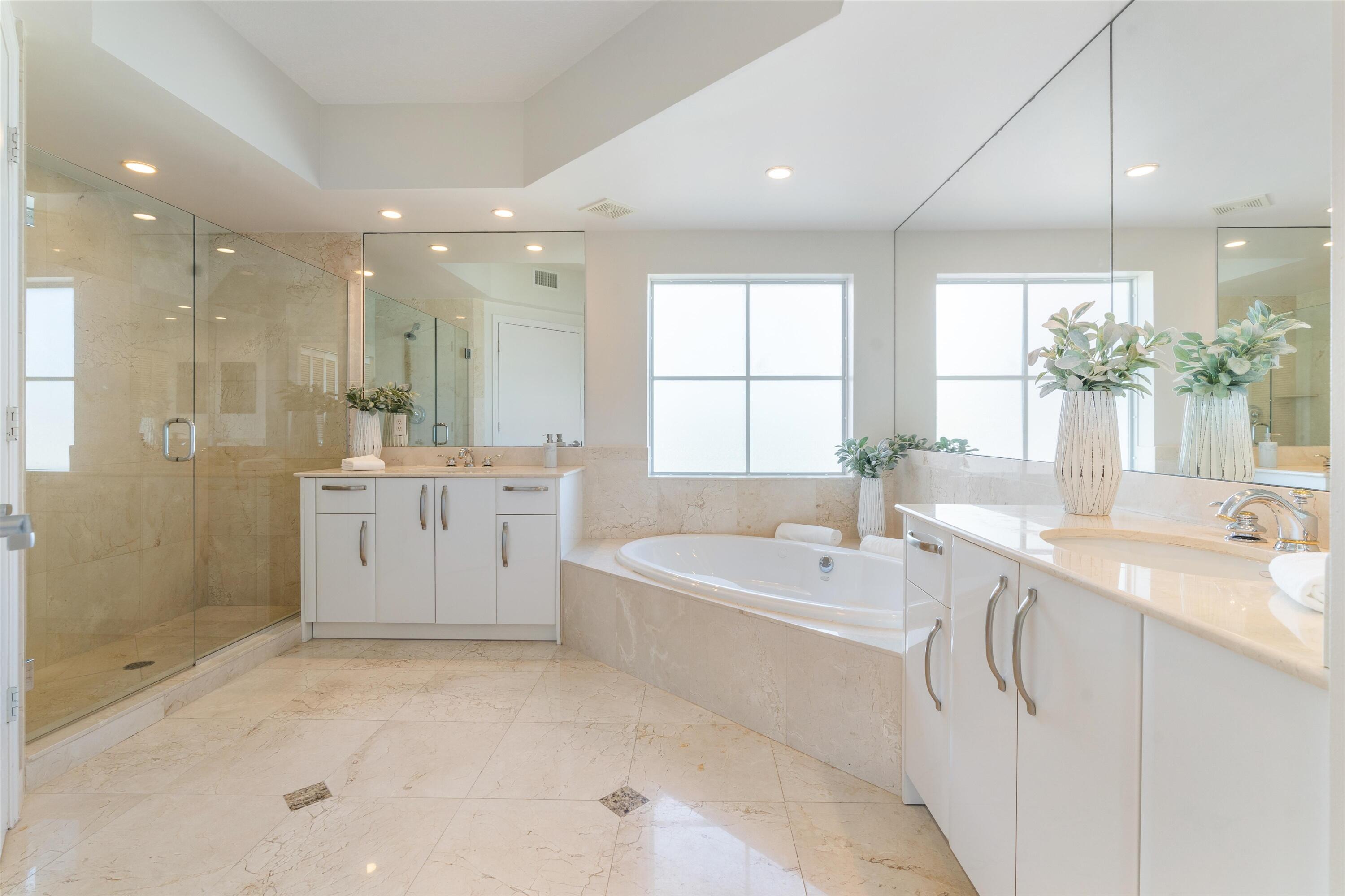 2051 SE 3rd Street 407, Deerfield Beach Unit: 407