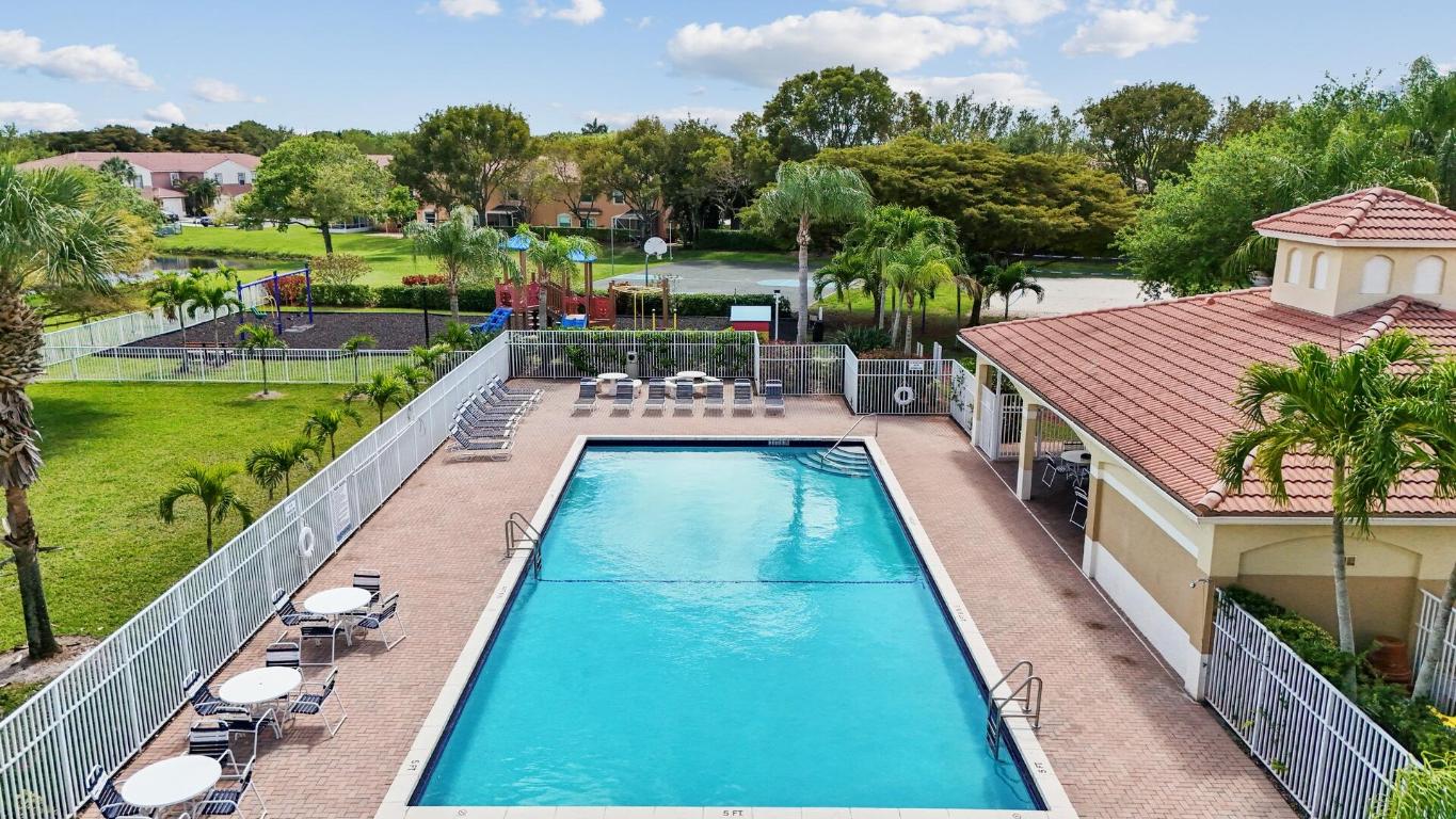 5274 Pine Meadows Road, Lake Worth