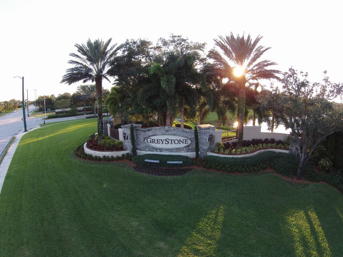 10196 White Water Lily Way, Boynton Beach